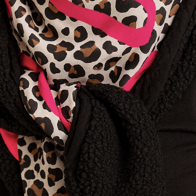 Écharpe “ La Cocoon - Black fluo “