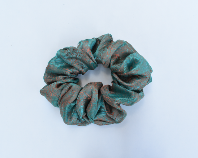 100% SILK SCRUNCHIE (different options)