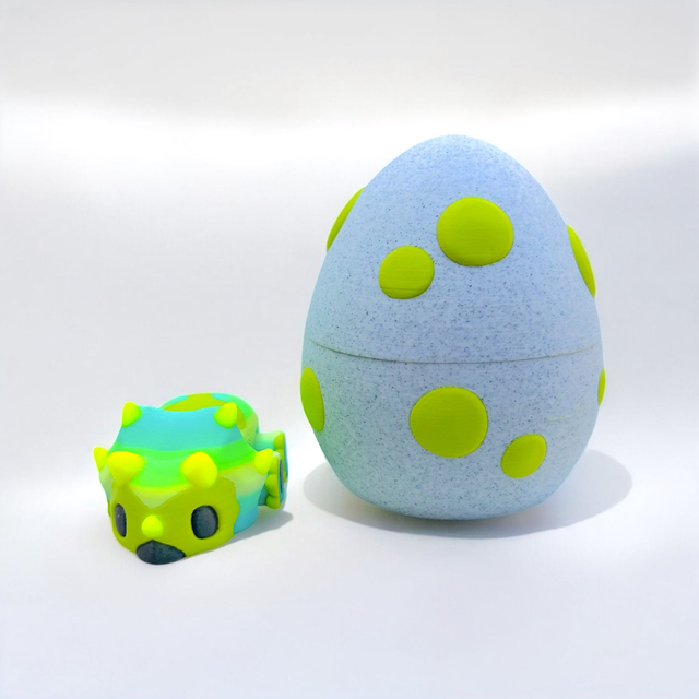 Flexi Triceratops and Egg