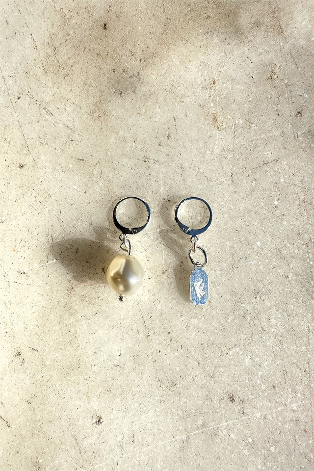 Dents de Scie® "The lost pearl" Boucles d'oreilles asymétriques