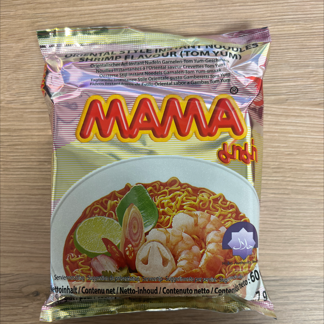 Mama shrimp Tom yum