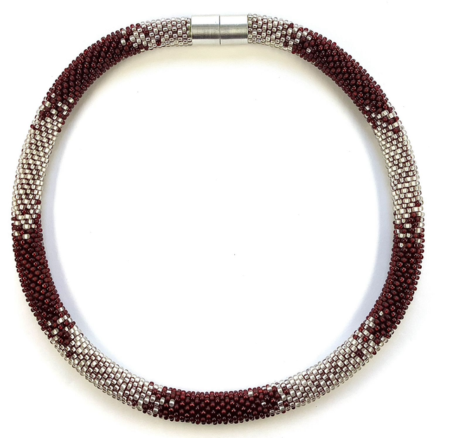 Necklace "garnet red"