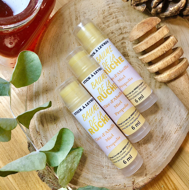 Baume de la ruche en stick à lèvres 