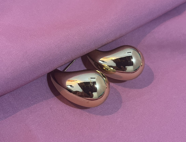 Teardrop chunky oorbellen gold 3cm