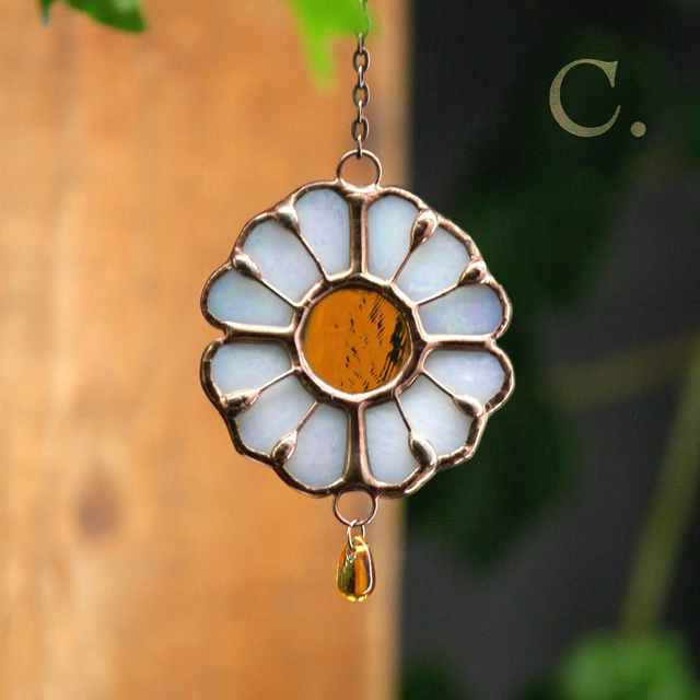 Mini marguerite blanche irisée 