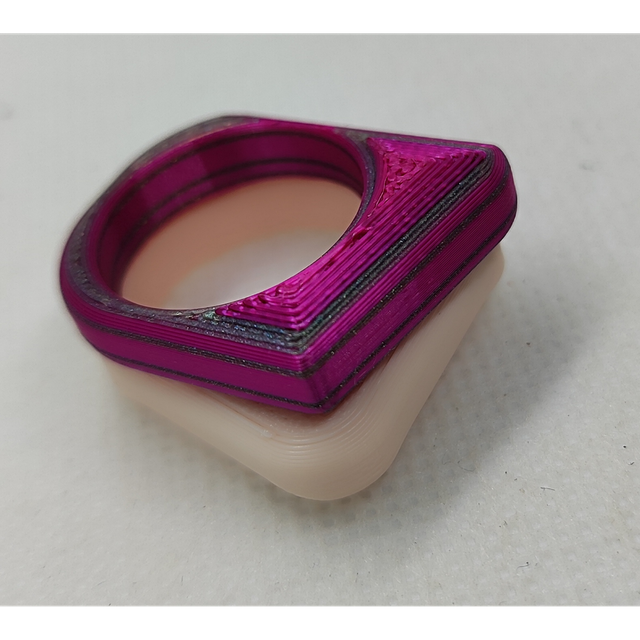 Anillo Geométrico Apilable en 3D | Diseño Vanguardista y Sostenible | ImpYris