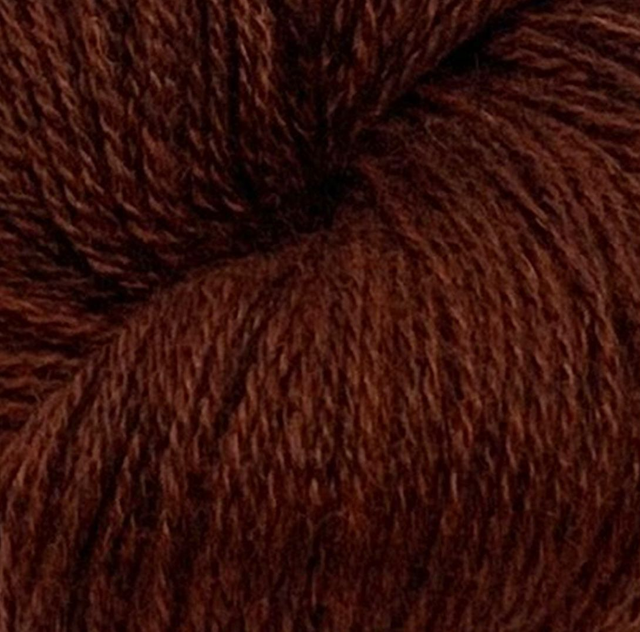 Hillesvåg Tinde - 2138 - Reddish Brown