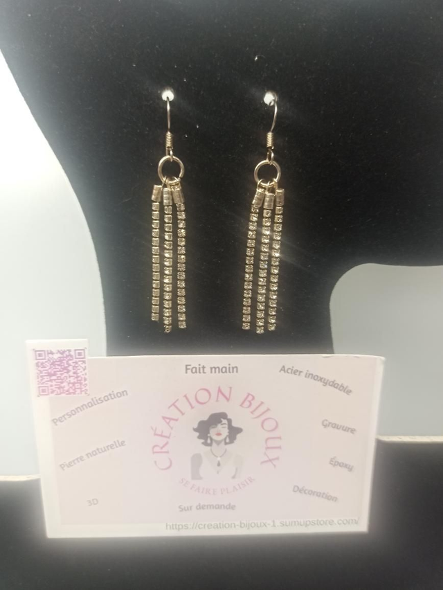 Boucle d'oreille strass