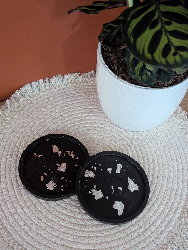 plateau rond bijou noir/bronze (1)