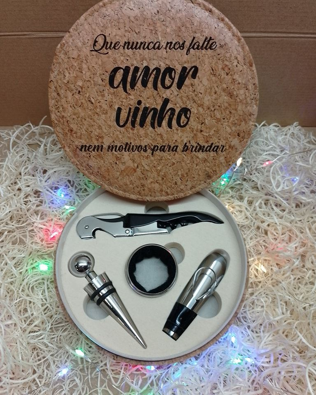Conjunto de Acessórios Para Vinho