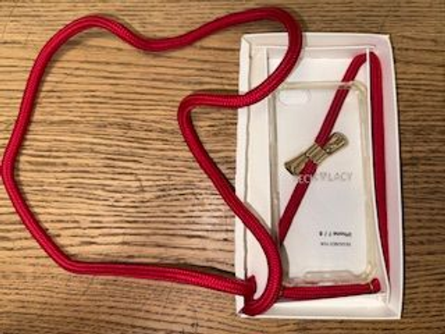 iphone 7-8 coque transparente avec cordon cou rouge