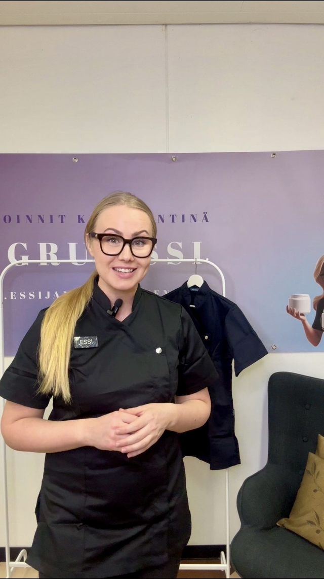 Kosmetologin työpaita MUSTA