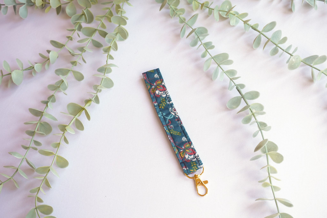Keyring Wristlet #003