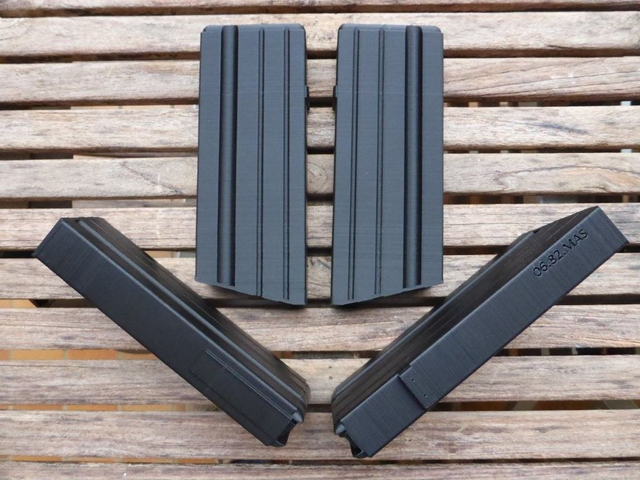 Chargeur pour fusil d'assaut FAMAS (Repro) Français