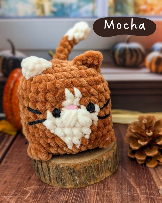 Chat en crochet , peluche à adopter