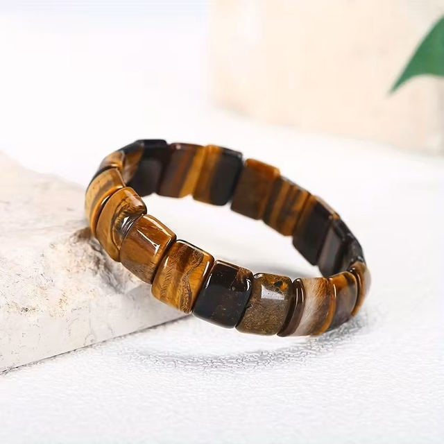 Bracelet carré en œil de tigre en pierre naturelle