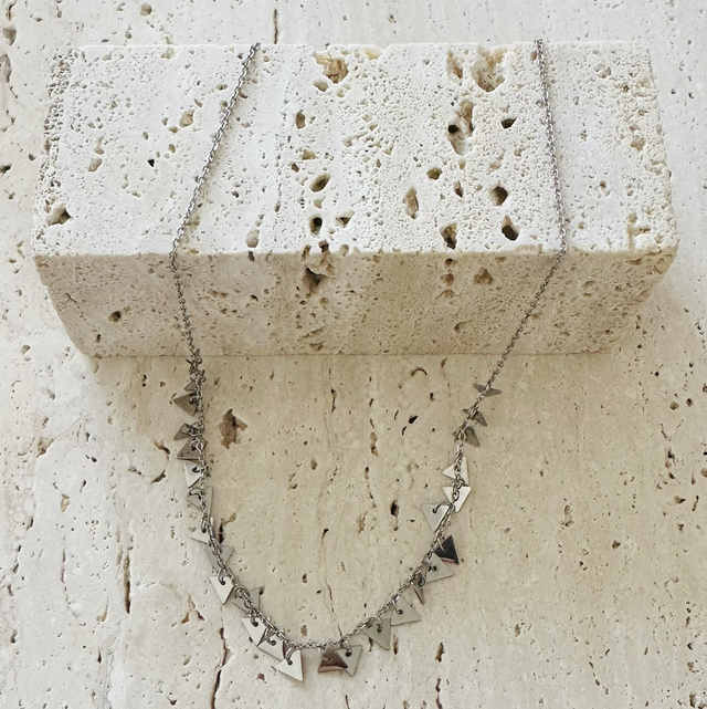 Ketting driehoekjes 