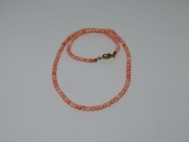collier en perle de corail
