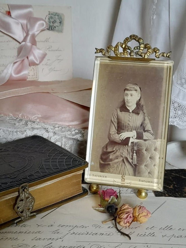 Cadre ancien à nœud