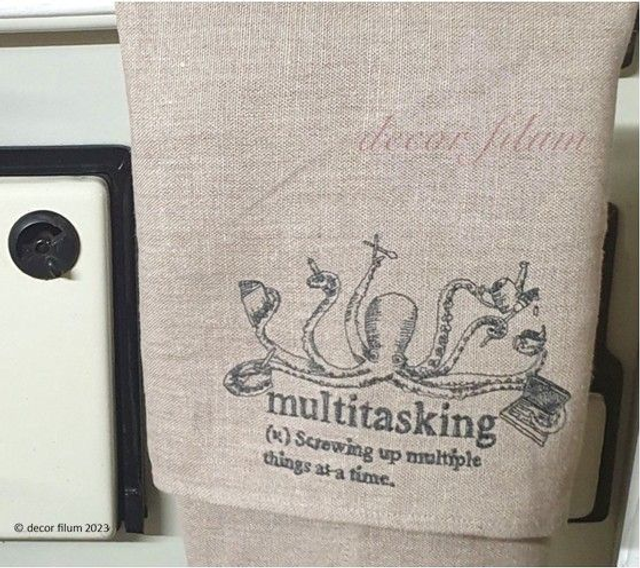 besticktes lustiges Geschirrtuch aus ungebleichtem Leinen Multitasking Oktopus