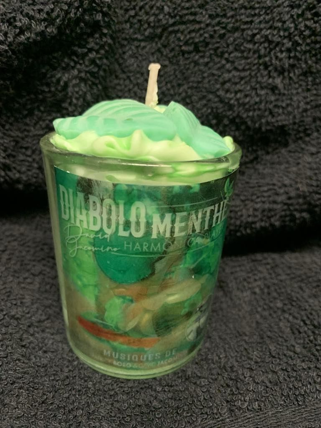 LA BOUGIE DIABOLO MENTHE AU PARFUN INTENSE DE MENTHE (MODELE GOURMANDE)