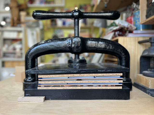 Bookbinding for two people full day