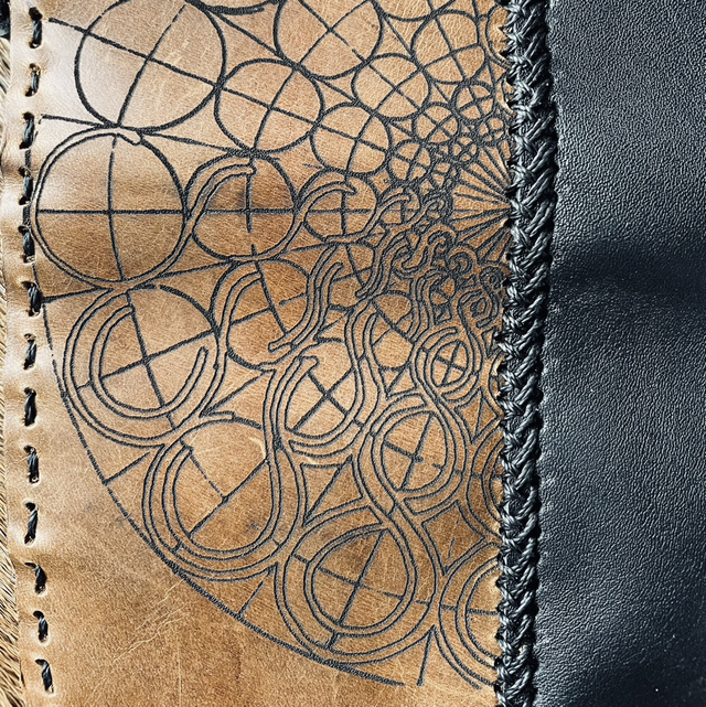 Blague à tabac ft Monokrom