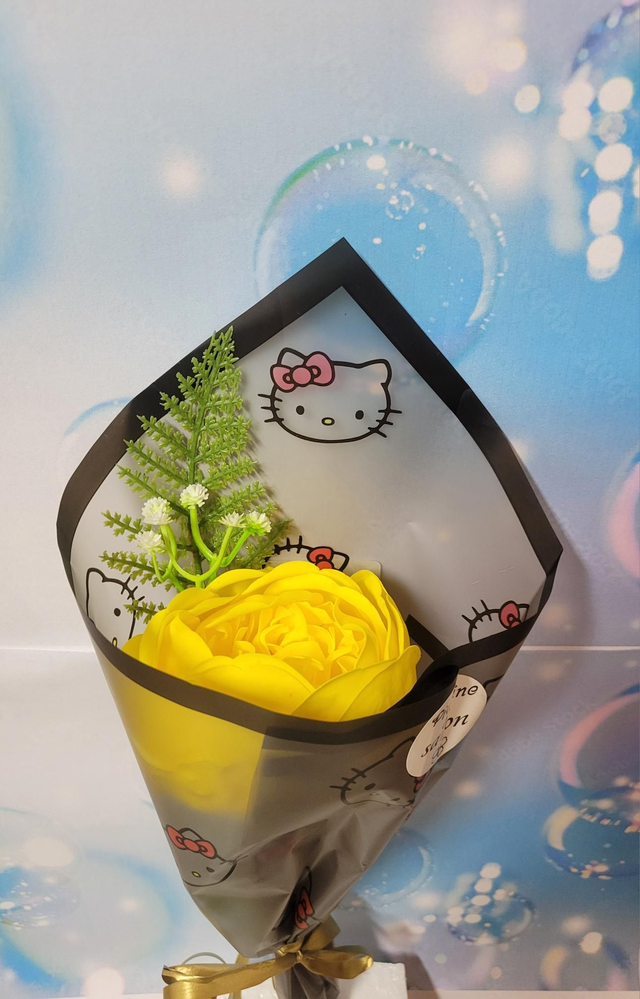 Pivoine de savon jaune 