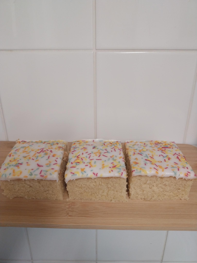 Old School Cake 