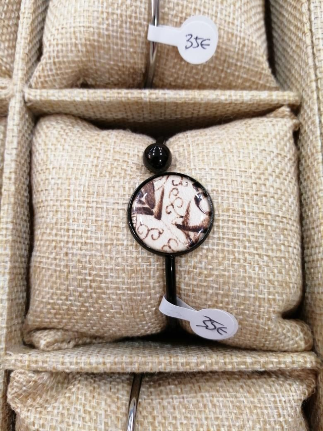 Bracelet boules pyro et cabochon