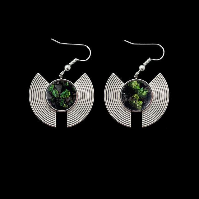 Boucles d'oreille Plastron - Sternocera | Vert boréal 3/15