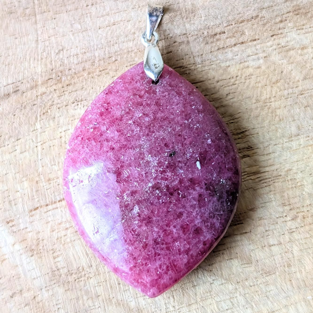 Pendentif "Séléné" Rhodonite AA