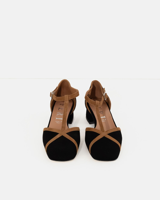 Mary Jane in camoscio