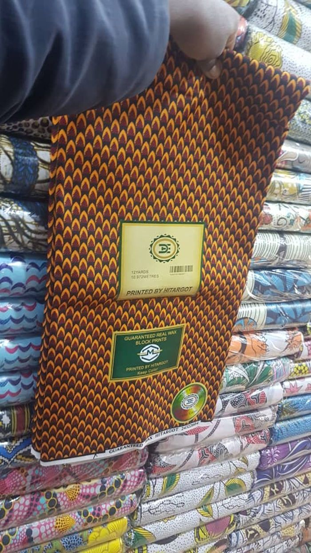 Tissu pagne wax du Cameroun polycoton 6 yard (1)