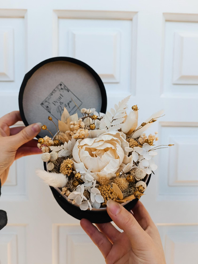 Boîte En Velour Fleurie