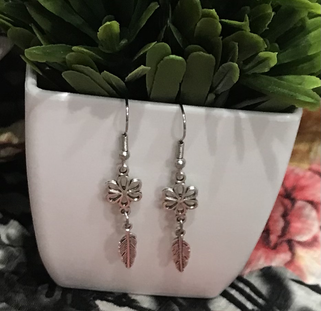 Silver Dangling Earrings- SDE143
