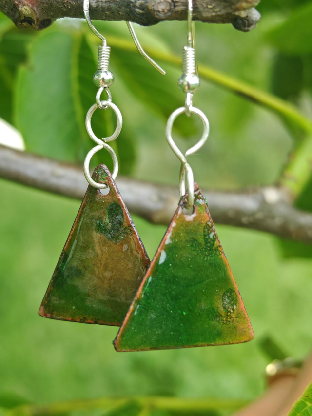 Trésors oubliés, Boucles d&#039;oreilles émail