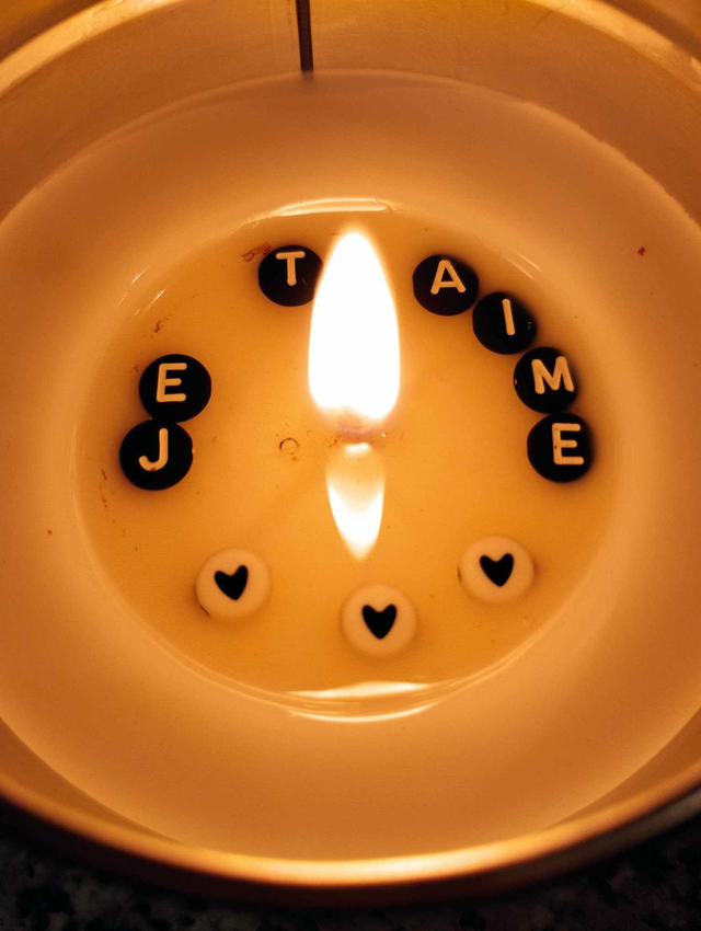 Magic mouse 180 gr à message (Diffusé dans l'hôtel de la célèbre souris)