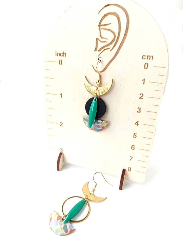 Boucles d'oreilles Asymétriques Upcyclées en Chambre à Air et Papier Recyclés - Lunaires