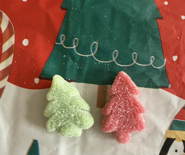 200g Christmas trees