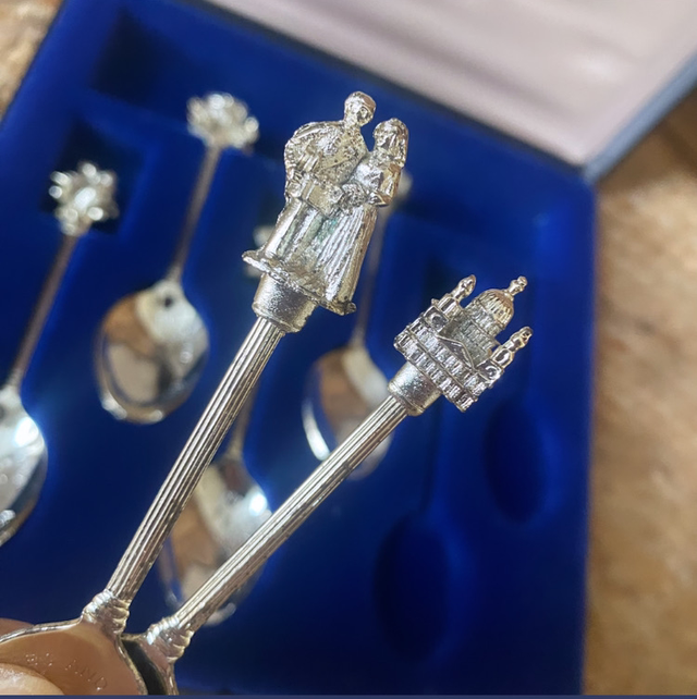 6 cuillères Diana & Prince Charles RARE