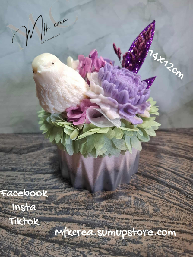 Contenant fait main cire parfumée violette