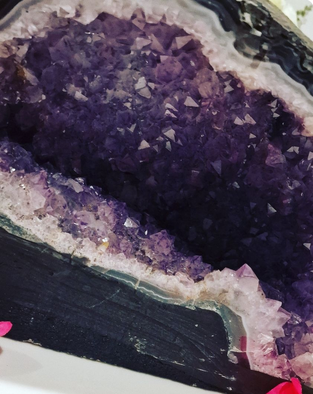 Amethyst Geode (Oval)