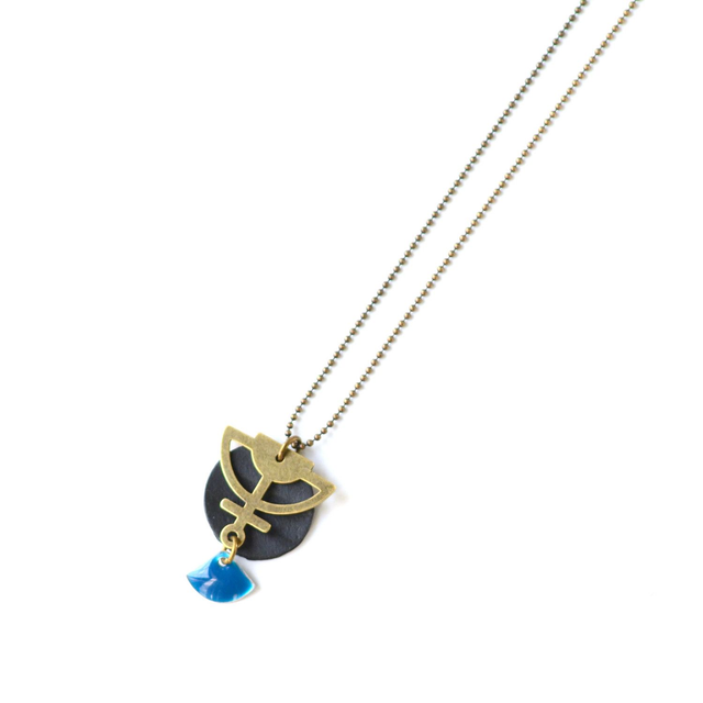 Collier en pendentif en CHAMBRE à AIR RECYCLÉE - Turquoise - Pièce Unique 