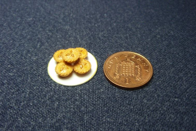 Mince Pies (1/12th scale)