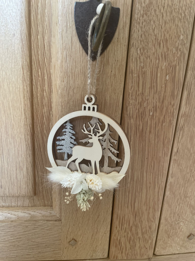 Éclat Nordique – Suspension Bois &amp; Fleurs Séchées