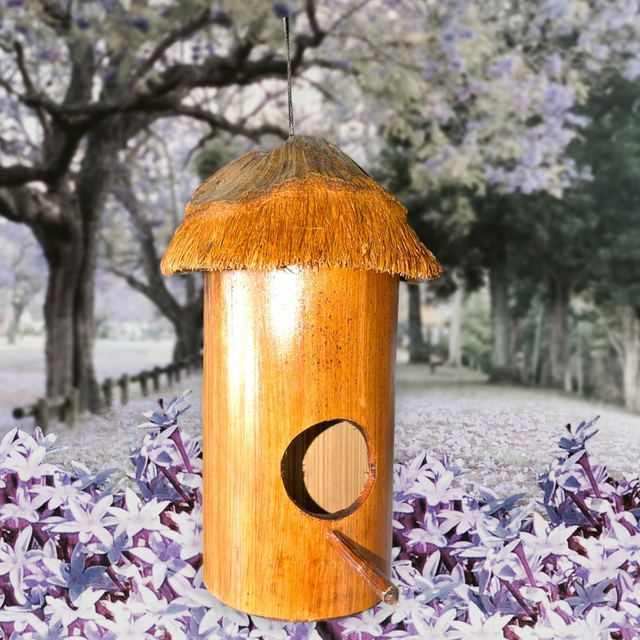 Nichoir en bambou et coco