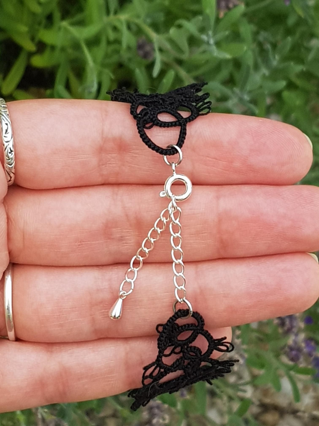 Collier choker en dentelle Sophia - noir