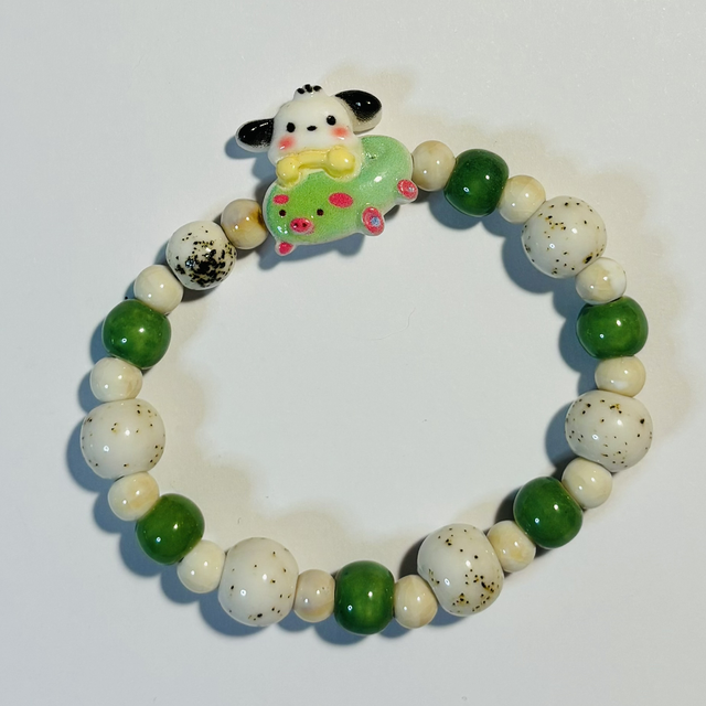 Handmade ceramic beaded bracelet Pochacco green &amp; cream design 