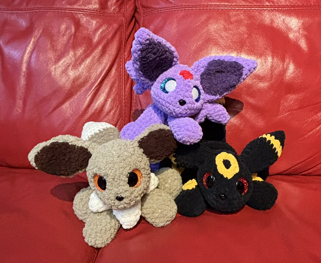 Crochet splooting Eevolutions